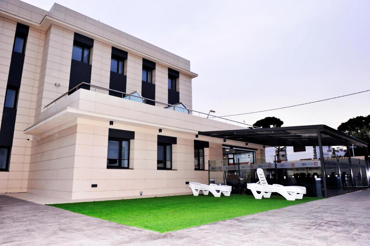 6 Bis Hotel Castelldefels Luaran gambar