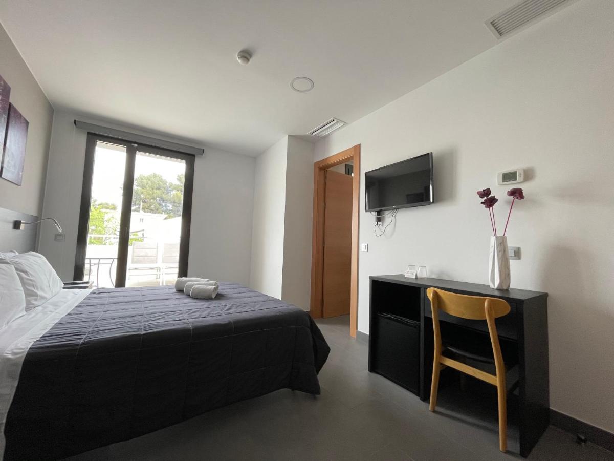 6 Bis Hotel Castelldefels Luaran gambar