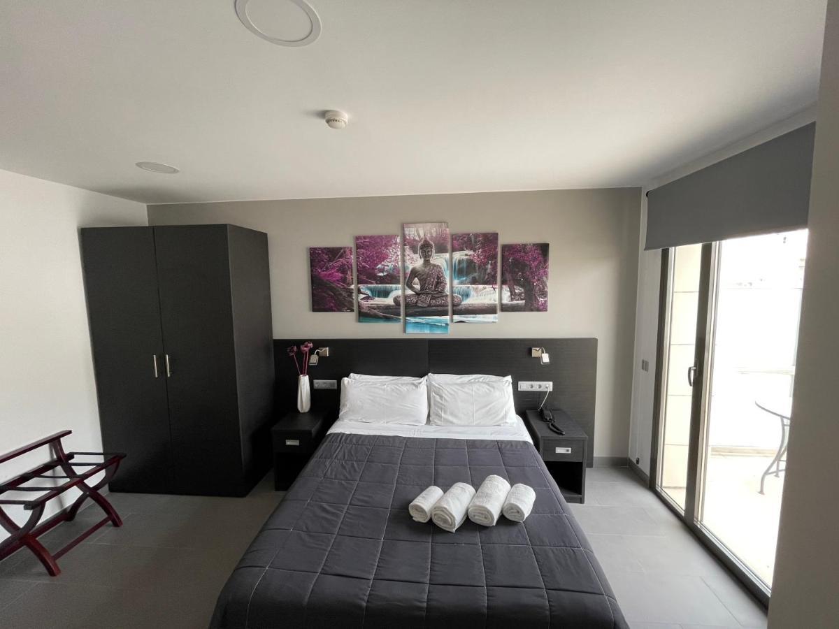 6 Bis Hotel Castelldefels Luaran gambar