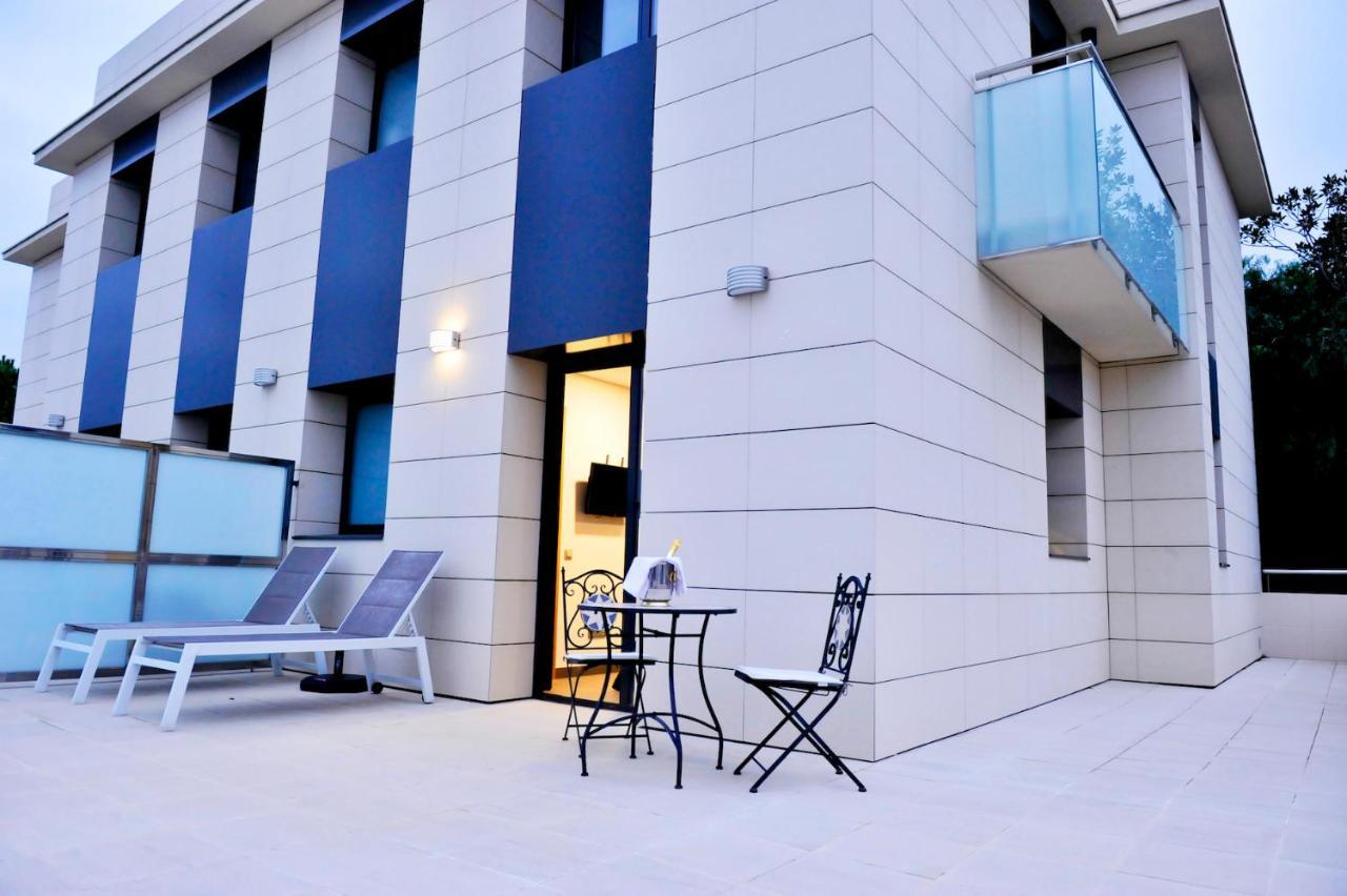 6 Bis Hotel Castelldefels Luaran gambar